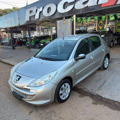 PEUGEOT 207 1.4 XR 8V FLEX 4P MANUAL PEUGEOT 207 1.4 XR 8V FLEX 4P MANUAL